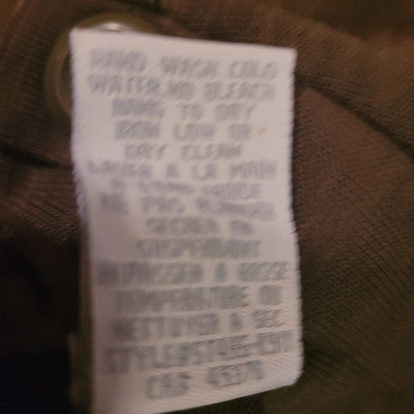 Flattering colour with stylish large buttons, great condition. - Picture 7 of 7